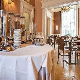 Hotel Albany House 3*