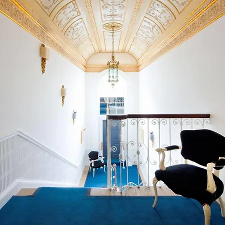 Hotel Townhouse On The 4*