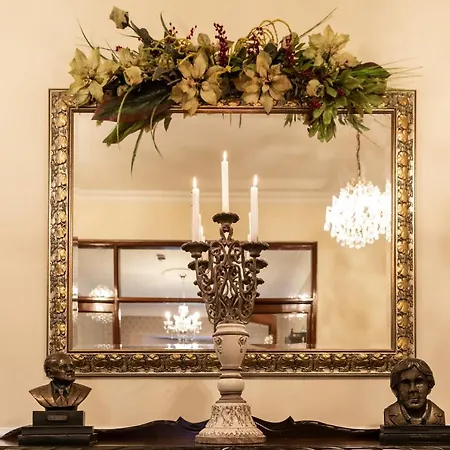 Bed & Breakfast Aaron Court Dublin