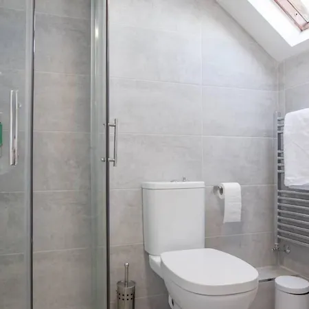 Gasthof Aona Townhouse Dublin