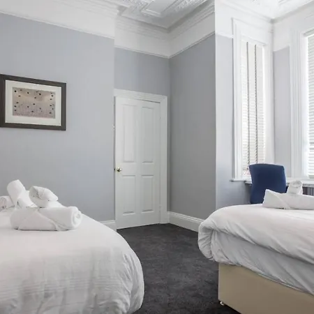 Aona Townhouse Gasthof