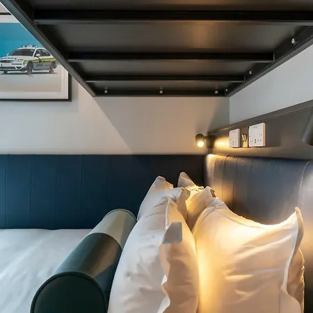 The Hendrick Smithfield Hotel 4*