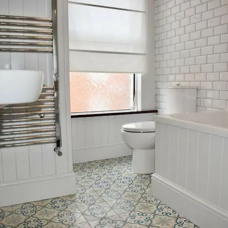Chic And Contemporary Victorian Family Сasa de vacaciones