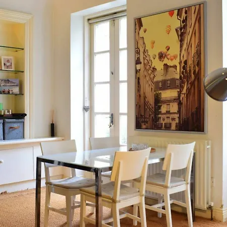 1 Bedroom In Centre Location Lejlighed