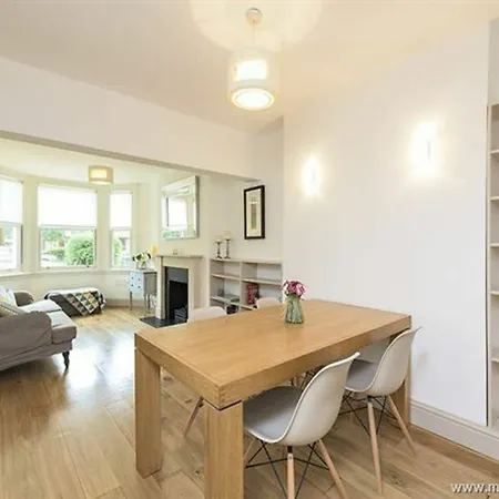 Cosy 2 Bedroom House In 4 Lejlighed Dublin