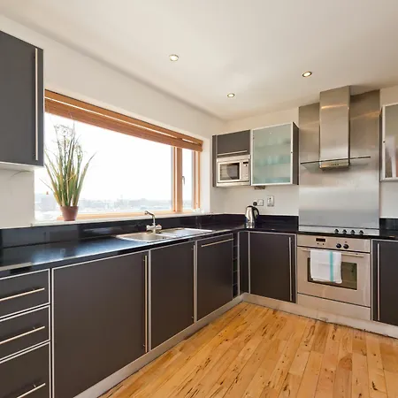 Gallery Quay Luxury Apartament Dublin