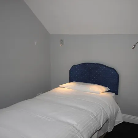 Aona Townhouse Gasthof