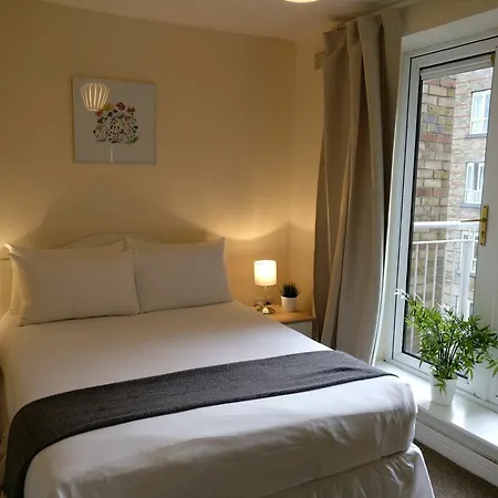 Metrostays - Jervis 66 Apartmán *