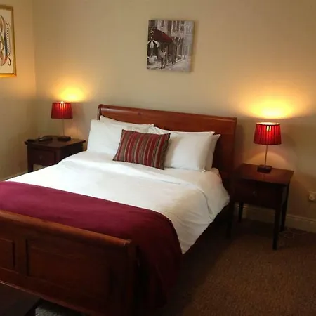 Otel Uppercross House 3*
