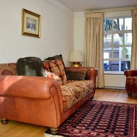 Elegant 2 Bedroom Coach House Dublín