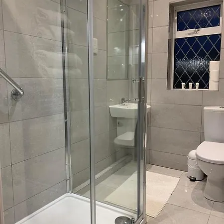 Bed & Breakfast Aaron Court Dublin