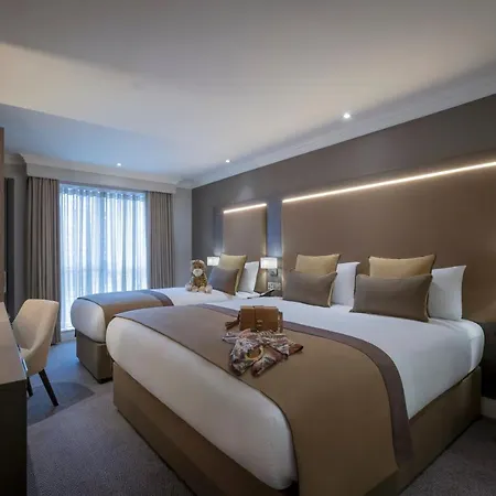 Belvedere Hotel, Centre
