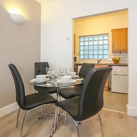 Ifsc Townhouse Apartments Apartment *