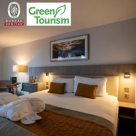 Maldron Smithfield Hotel 4*