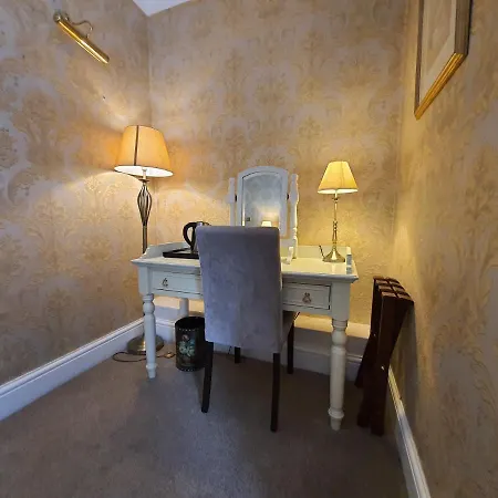 Гостевой дом Butlers Townhouse 4*