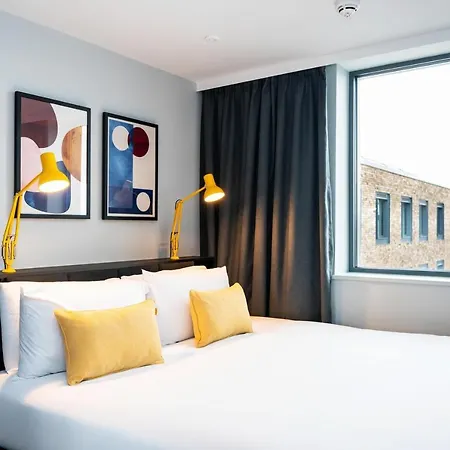 Staycity Tivoli Apartmanhotel