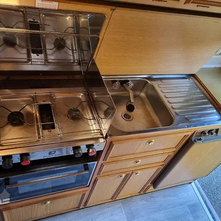 Retro Camper Hire Kemping
