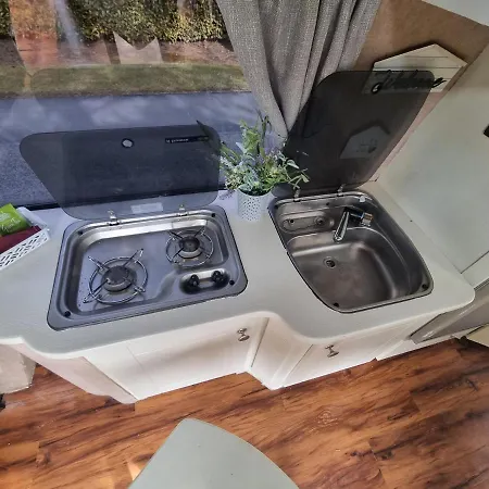 Kemping Retro Camper Hire