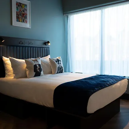 Hotel One 4*
