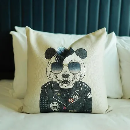 Hotel One