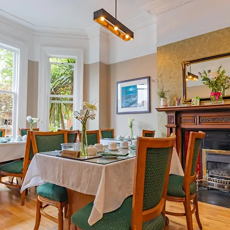 Egans House 3* Dublin