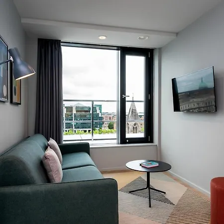 Aparthotel Staycity Quay