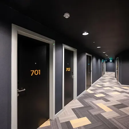 Staycity Quay Aparthotel 4*