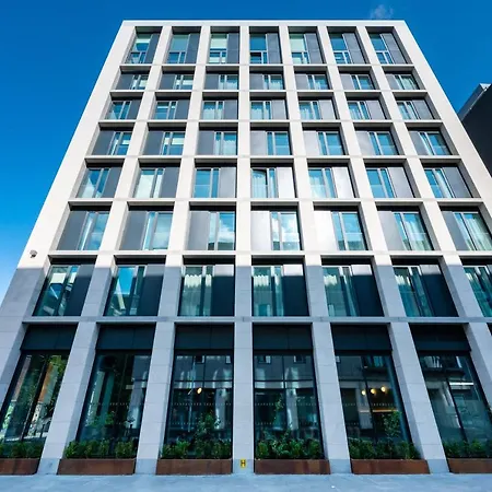 Aparthotel Staycity Quay
