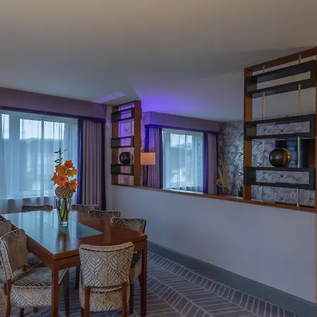 Hotel Crowne Plaza Dublin Airport By Ihg