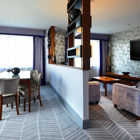 Hotel Crowne Plaza Dublin Airport By Ihg