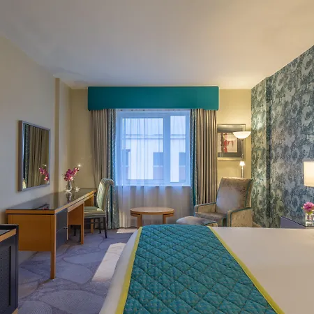 Crowne Plaza Dublin Airport By Ihg Hotel 4*