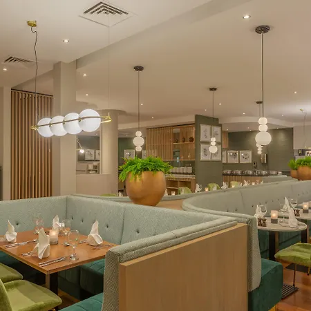 Hotel Crowne Plaza Dublin Airport By Ihg Santry