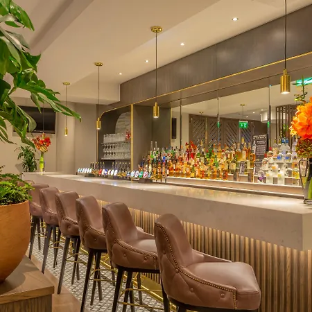 Crowne Plaza Dublin Airport By Ihg Hotel 4*