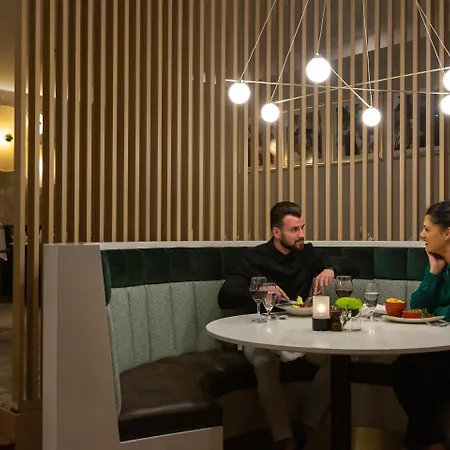 Crowne Plaza Dublin Airport By Ihg 4*