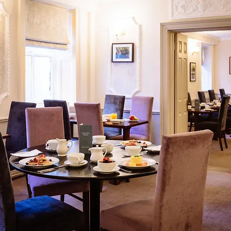Hotel Stauntons On The