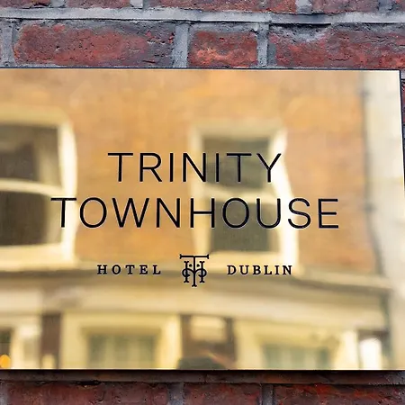 Otel Trinity Townhouse 3*