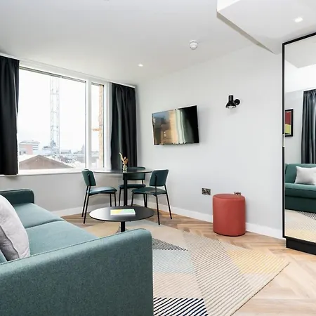 Aparthotel Staycity Centre