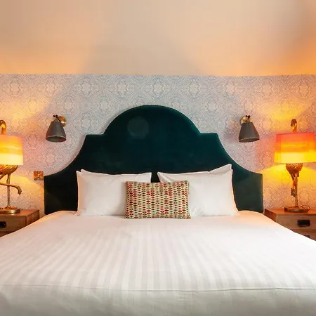 House Bedrooms 2*