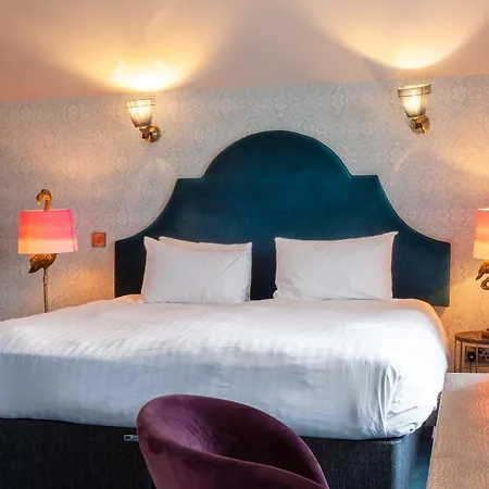House Bedrooms 2*