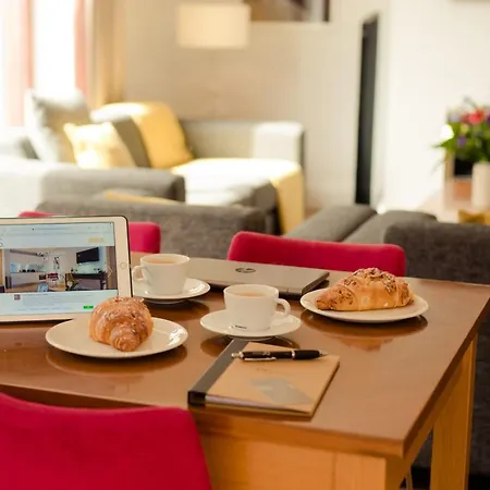 Premier Dublin, Leeson Street * Dublin