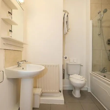 Ifsc Townhouse Apartments Apartment *