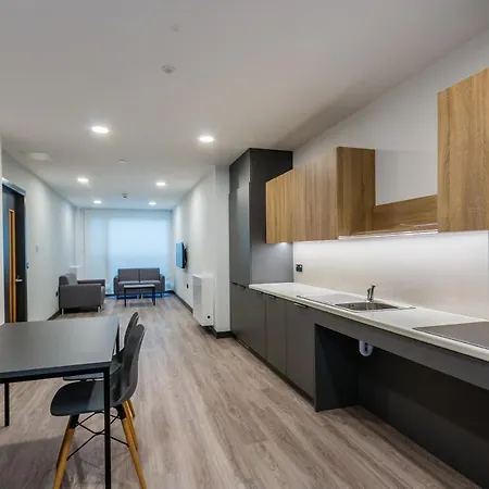 Destiny Student - Ardee Point Apartment Dublin