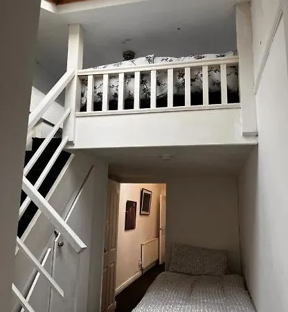 Apartment Charming Central House *