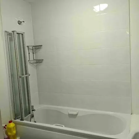 Apartment Beautiful 2 Bed Apt In Grand Canal