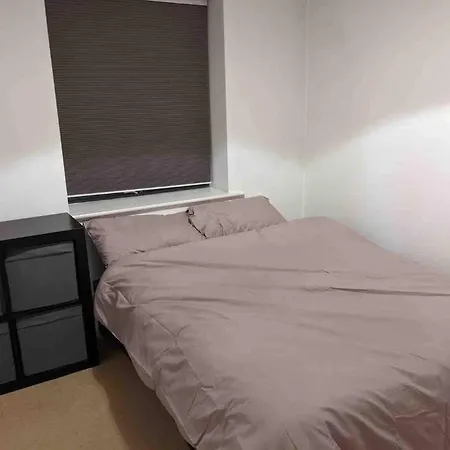 Apartment Beautiful 2 Bed Apt In Grand Canal Dublin