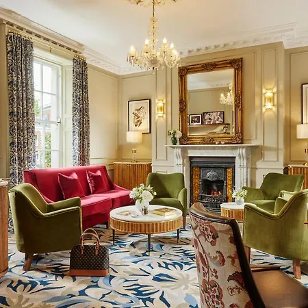 Waterloo Town House & 4* Dublin