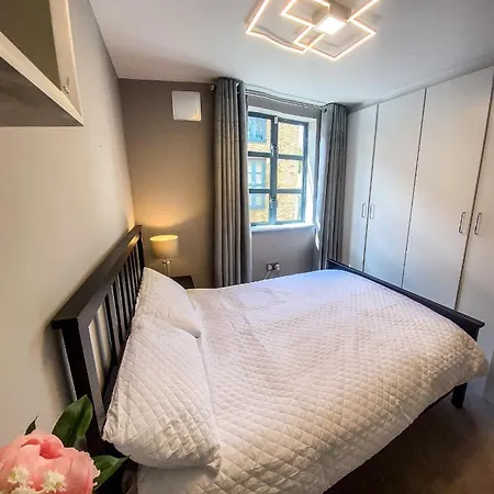 Stunning Duplex With Private Parking In 4 Holiday home *