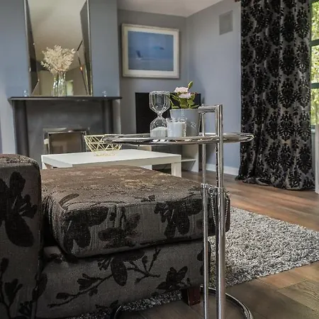 Holiday home Stunning Duplex With Private Parking In 4