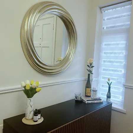 Marlay Grange Luxury Privat bolig