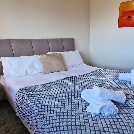 2 Minute Walk To Luas Holiday home Dublin